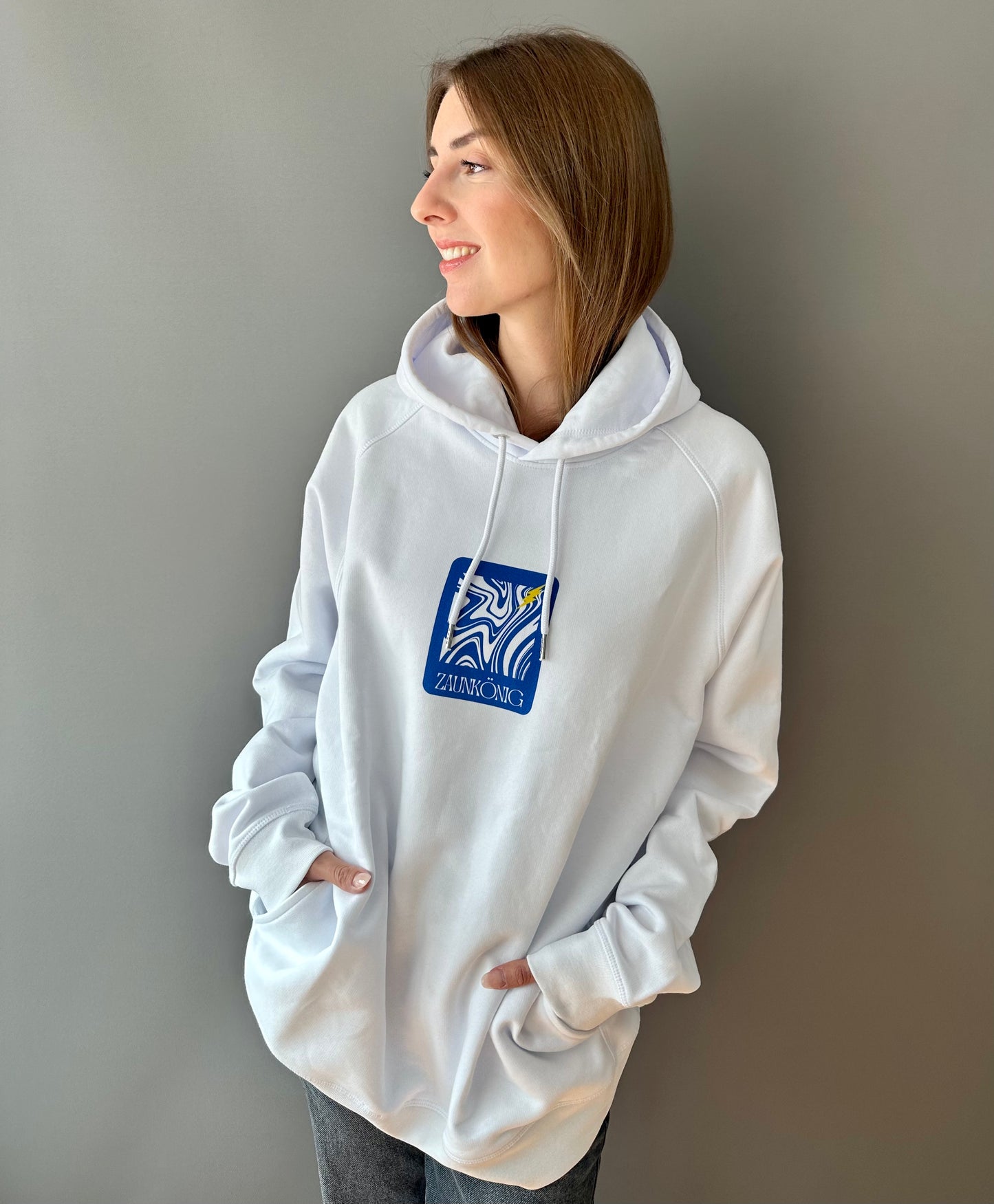 Regular Fit Hoodie "Lucky Zaunkönig" White