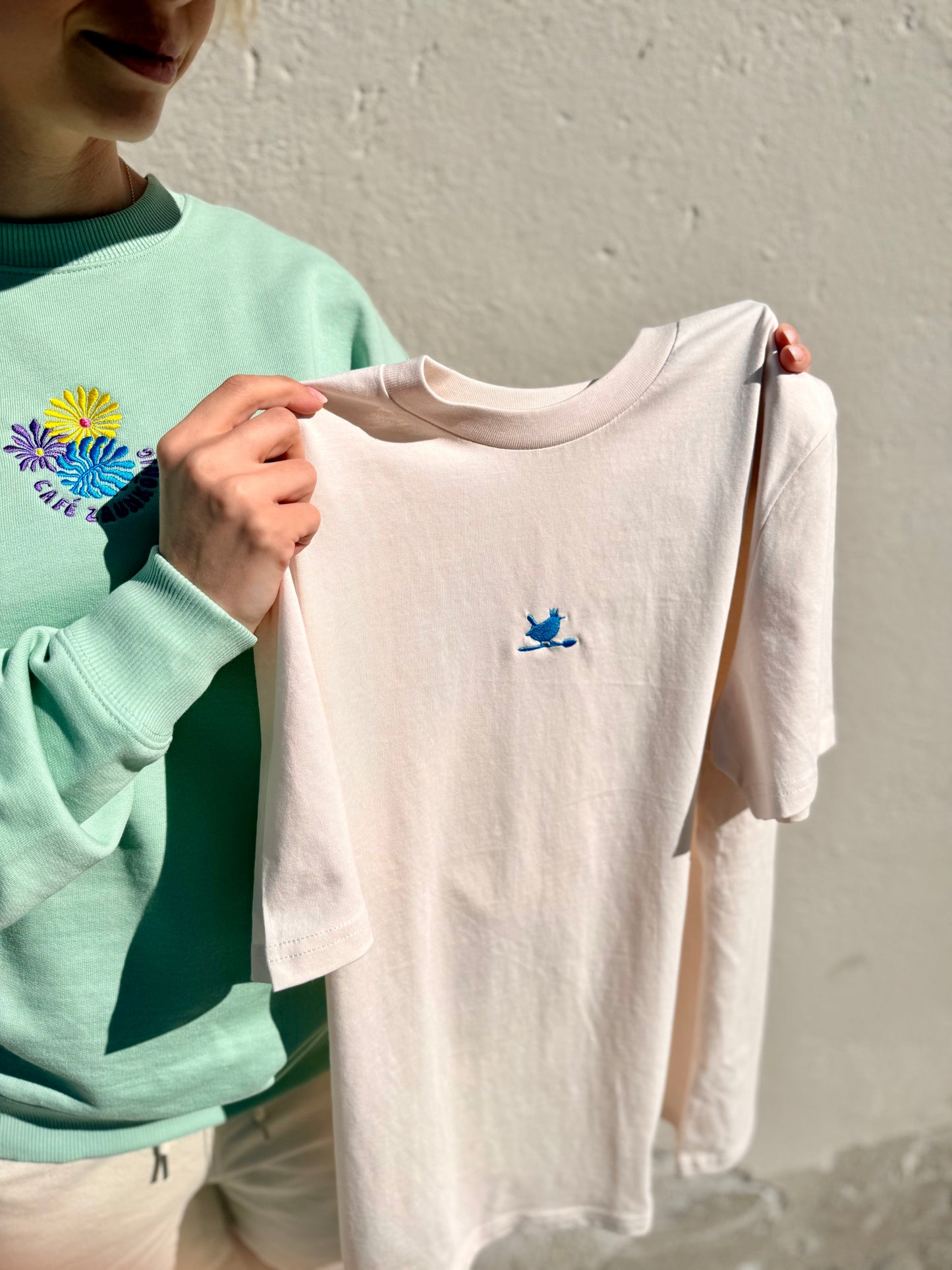 Basic Fit "Blue Zaunkönig" Vintage White