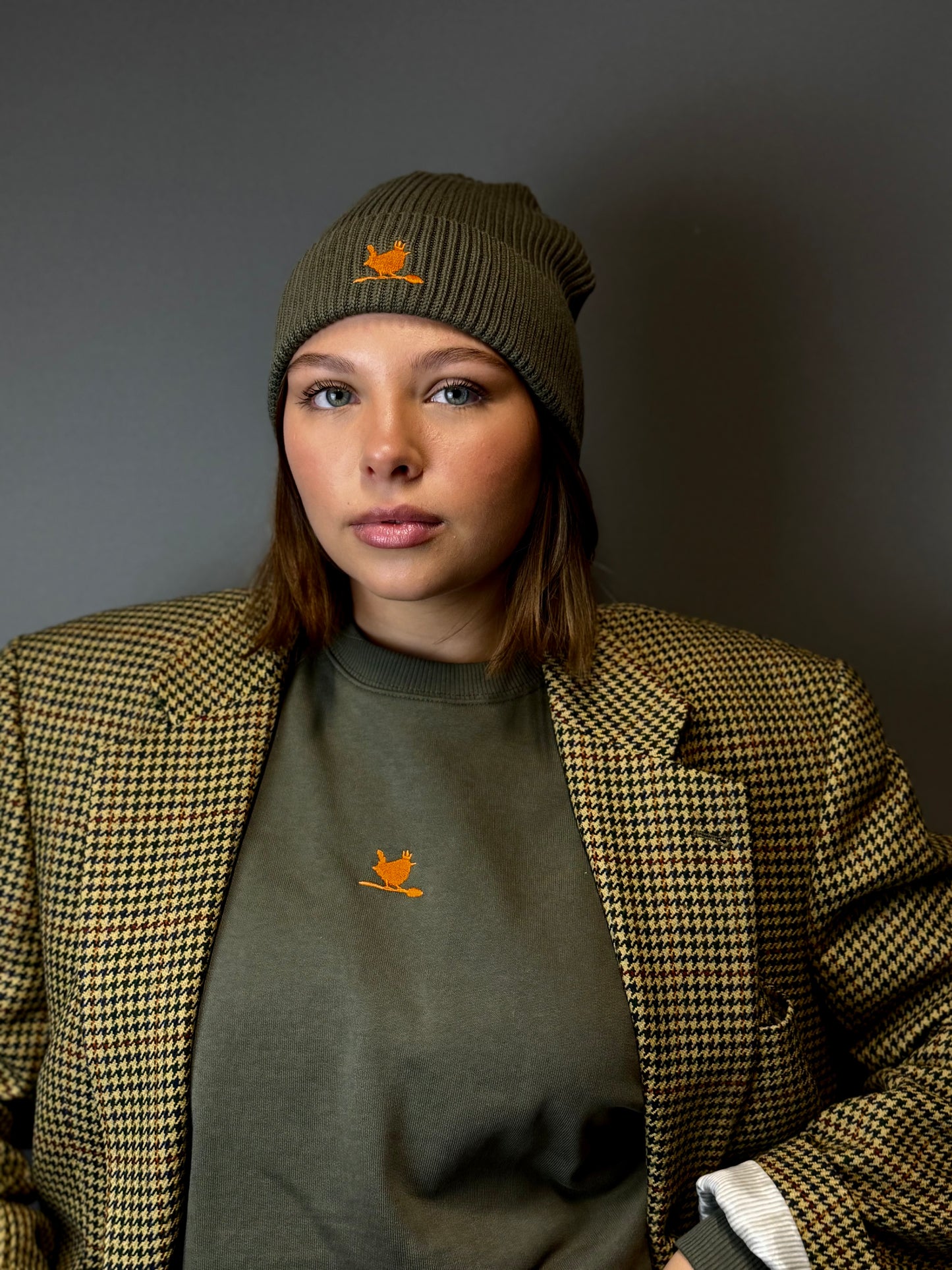 Oversize Sweatshirt "Orange Zaunkönig" - Stick