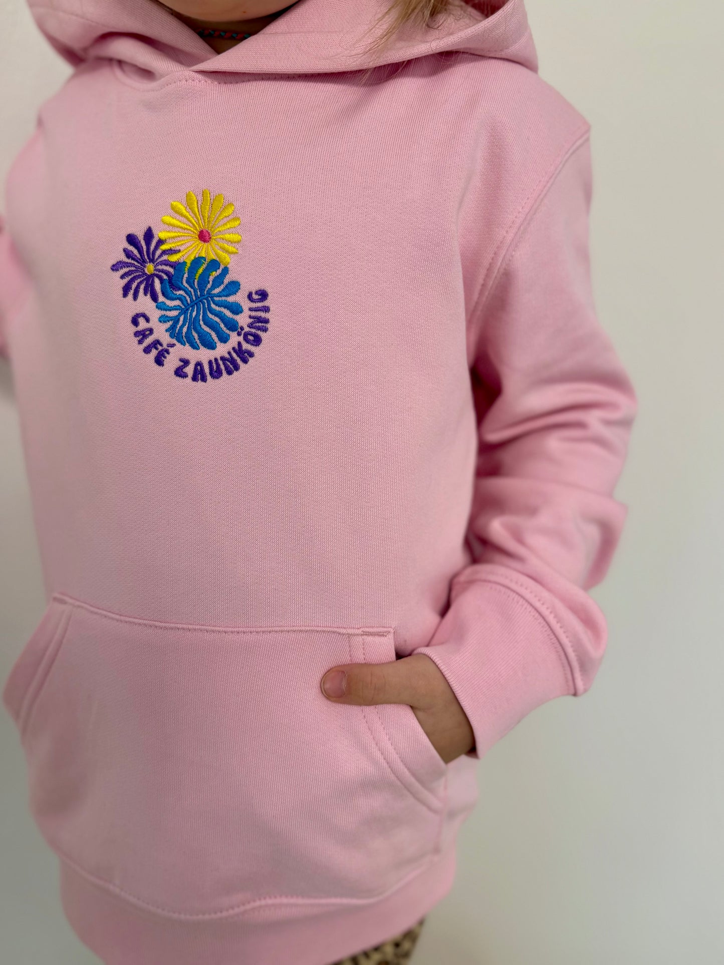 Kids Hoodie „Flower Café Zaunkönig“ Pink